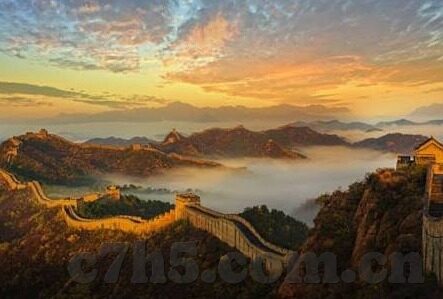 足球球赛直播比分-足球赛场风云录，直播比分背后的激情与策略